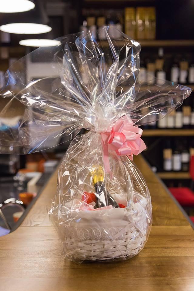 wine in the gift basket for lovely ladies
